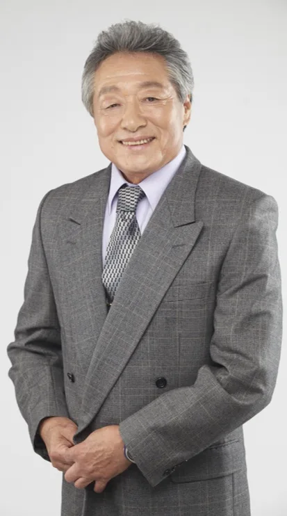 Kim Jung-Moon profile photograph
