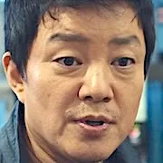 Lee Beom-Soo as Cha Gi-Tae