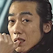 Actor Kwon Oh-Chul portraying Sung-Tae.