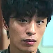 Koo Kyo-hwan as Han Ho-yeol
