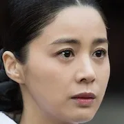 Seo Young-Hee as Lady Shin
