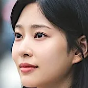 Kim Min-Ju portraying Mo Eun-A
