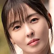 Lee Da-Hee as Lee Kyu-Jin