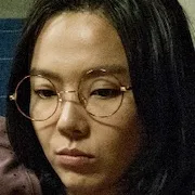 Lee Sang-Hee as Sang-Hee