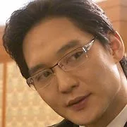 Yu Tae-Woong