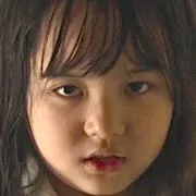 Kim Si-On in the role of Kwon Hee-Jin