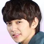 Yoo Seung-Ho as Kang Baek-Ho