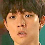 Seo Dong-Hyun as Park Woo-Ram