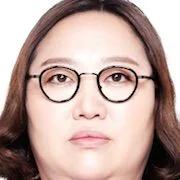 Park Jun-Myun as Ddoongnyeo