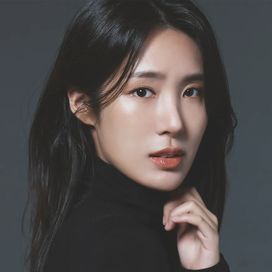 Portrait of Han Da-Hee
