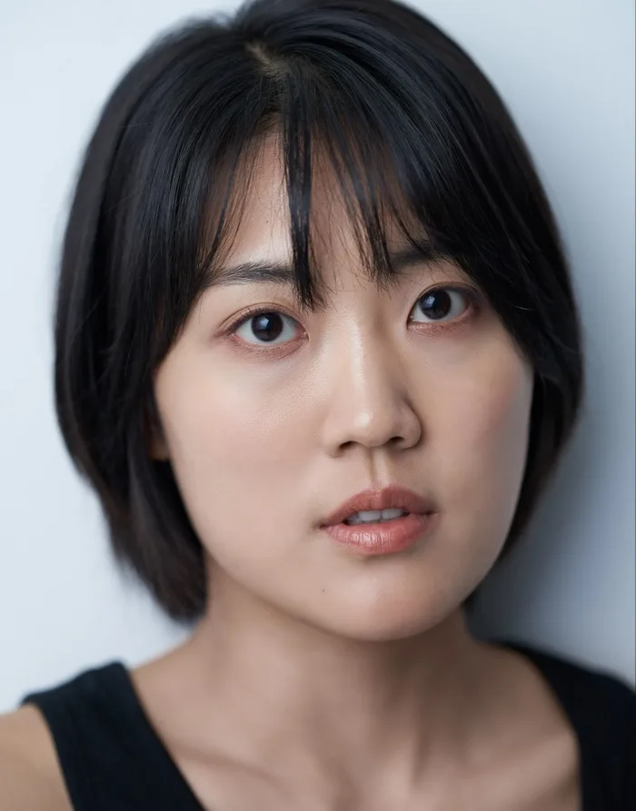 Studio portrait of actress Jung Chae-Won