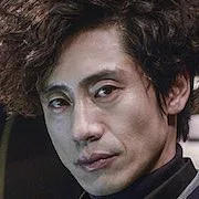 Shin Ha-kyun as Ace