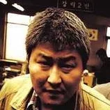 Actor Song Kang-ho as Detective Park Doo-man