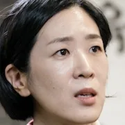 Baek Ji-won as Cha Hong-ran