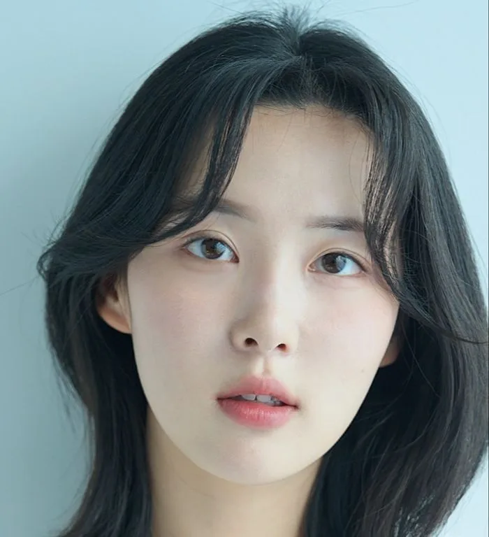 Portrait of South Korean actress Yun Tae-Yi