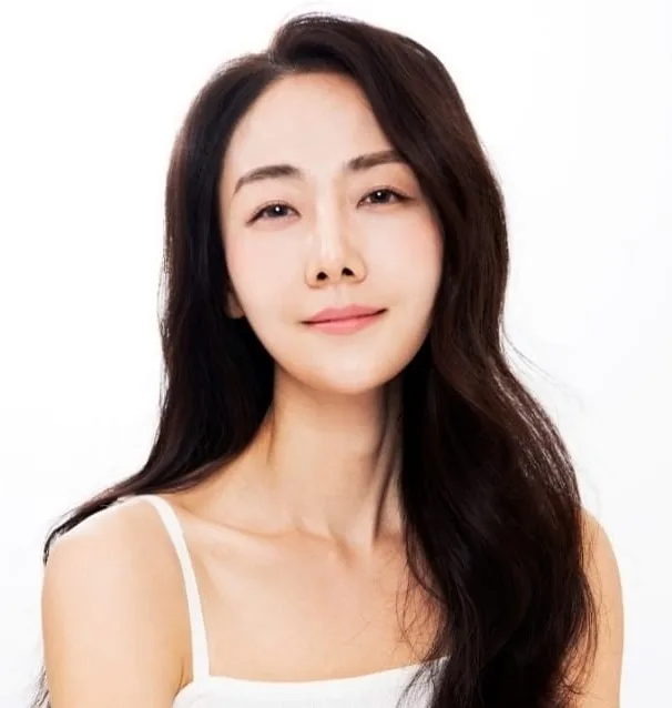Portrait of actress Cho Yeon-Jin