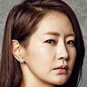 Shin Eun-Kyung