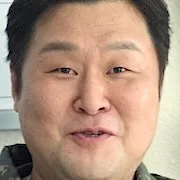 Yoon Kyung-Ho cast portrait