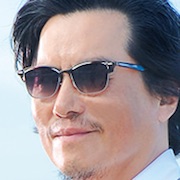 Etsushi Toyokawa