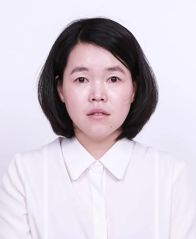Yun Seo-Jeong-1979-p1