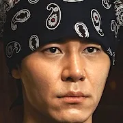 Lee Kyoo-Hyung