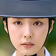 Shin Se-Kyung as Kang Hee-Soo
