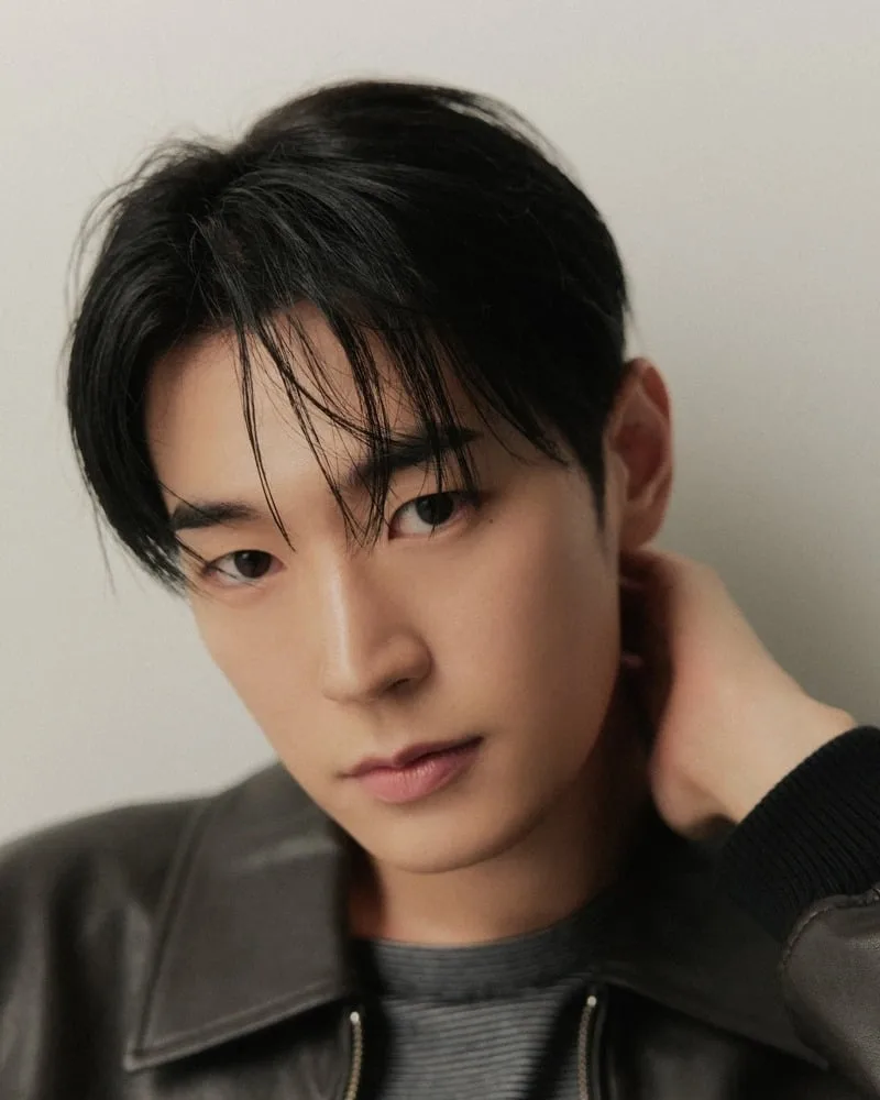 Park Seo-Ham portrait photograph