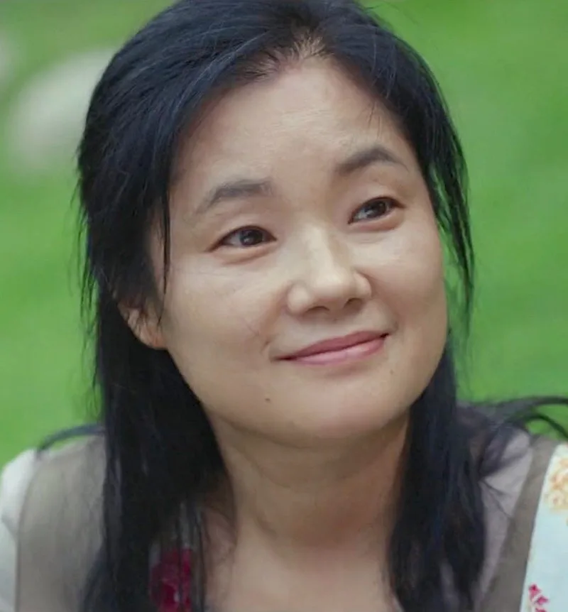 Jeon Young portrait photo
