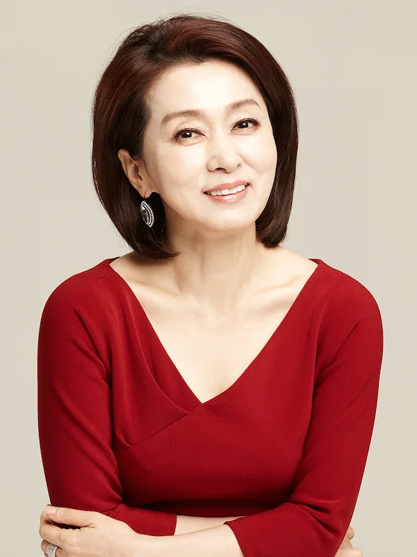 Portrait photograph of Moon Hee-Kyung