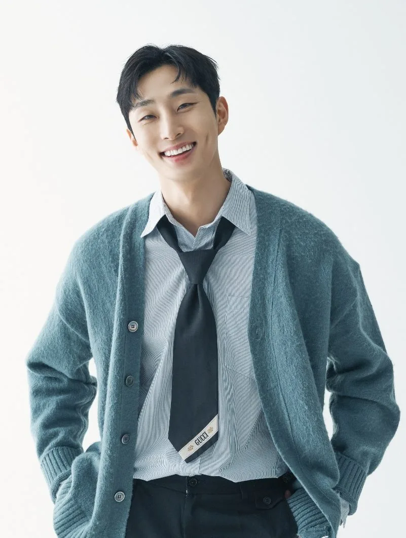 Bae Na-Ra profile photograph