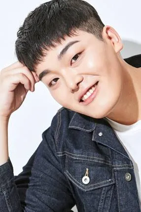 Portrait of actor Lee Woo-Je, also known as Lee Chang-Sik