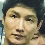 Heo Dong-won as Sang-hun