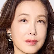 Actress Mariko Tsutsui