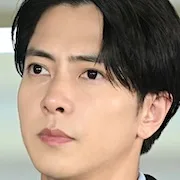 Tomohisa Yamashita portrait