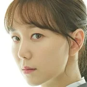 Lee Yoo-young as Song So-eun