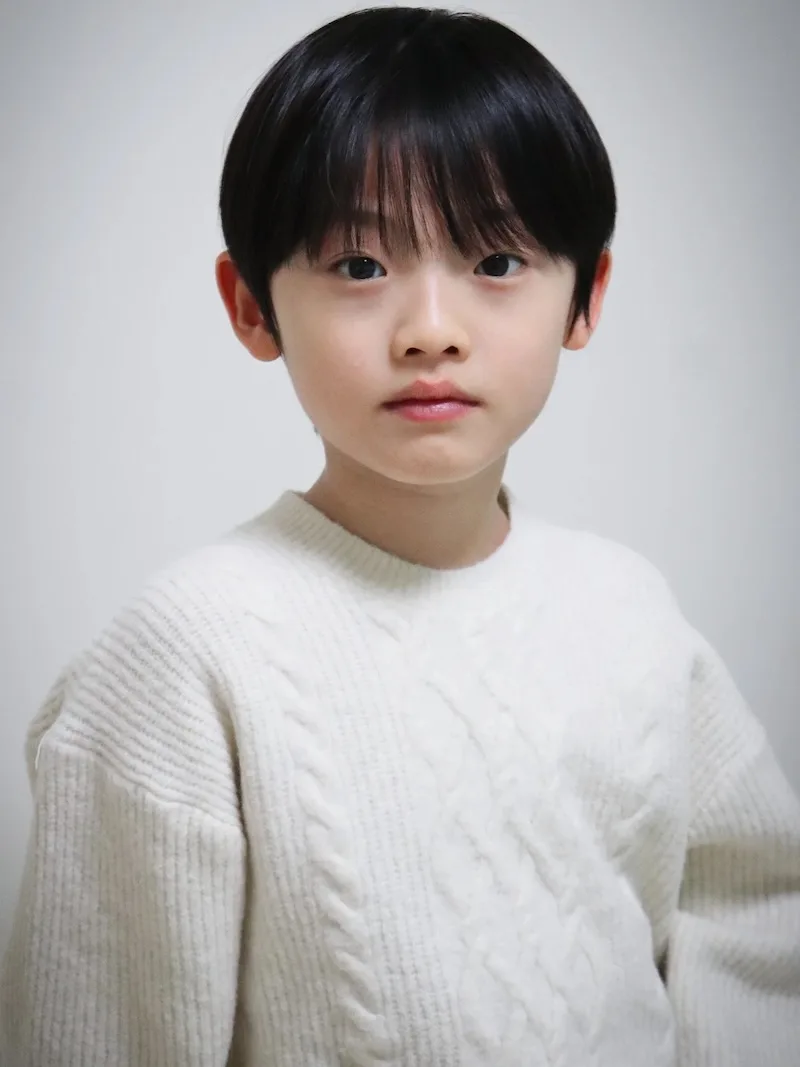 Portrait of Bae Yeon-Woo