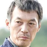 Kim Kap-Soo as Park Dong-Il