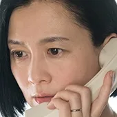 Maki Sakai as Tomomi Inoue