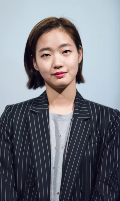 Kim Go-Eun attending a screening for Coin Locker Girl