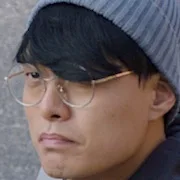 Choi Kyu-hwan as the assistant