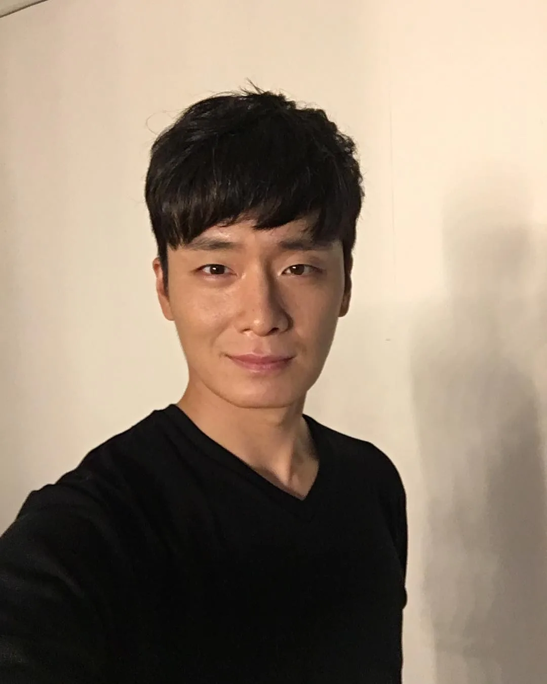Min Sang-Woo profile photograph