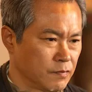 Baek Hyun-Jin as Seo Gang-Won