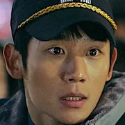 Jung Hae-in as Park Sun-woo