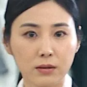 Um Youn-A as secretary