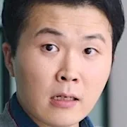 Actor Mun Yong-Il