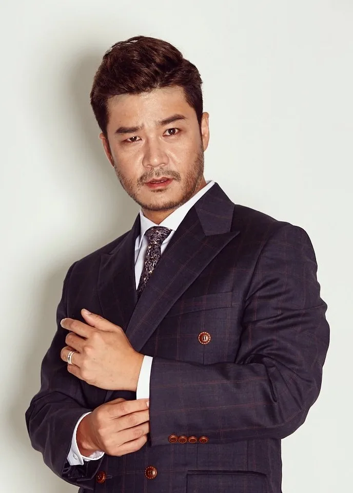 Portrait of actor Hwang Man-Ik