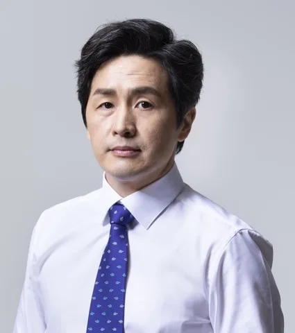 Portrait of South Korean actor Kim Il-Woo