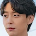 Hyun Woo