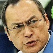 Ken Watanabe