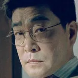 Son Hyun-Joo as Song Woo-Yong